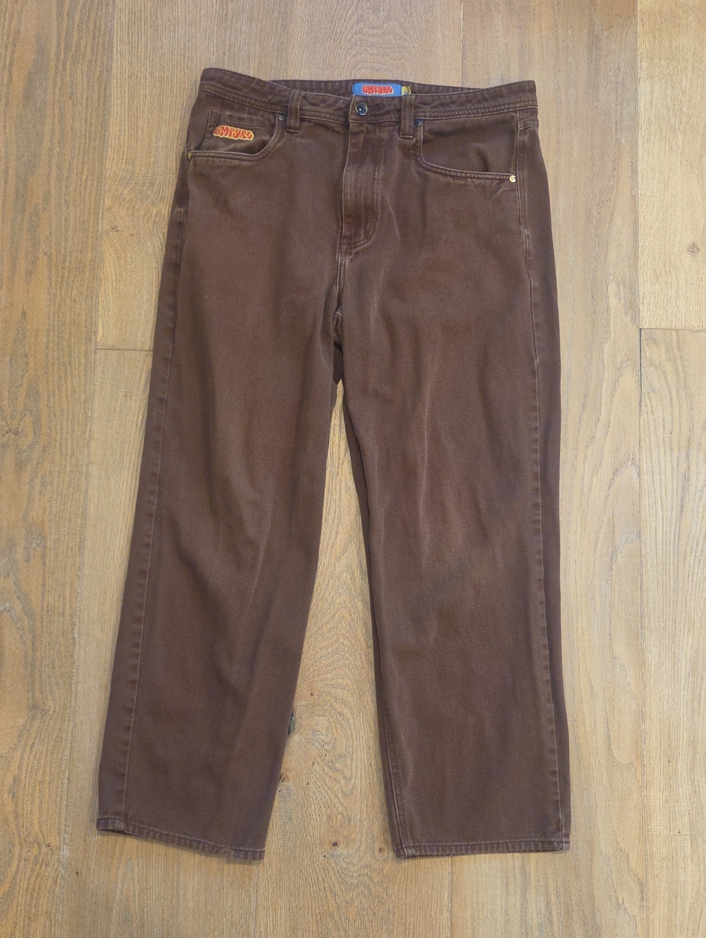 Empyre Men’s Relaxed Straight Jeans in Brown